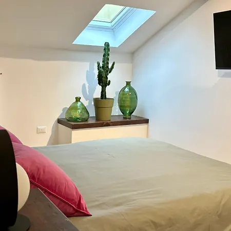 Magnolia House Apartment